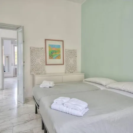Apartment Carolina Les Pieds Dans L'eau Rapallo