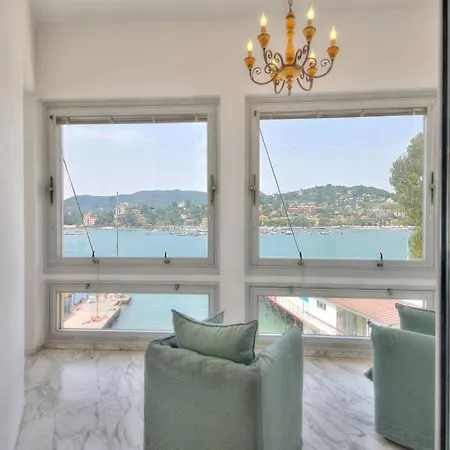 Apartamento Carolina Les Pieds Dans L'eau Rapallo