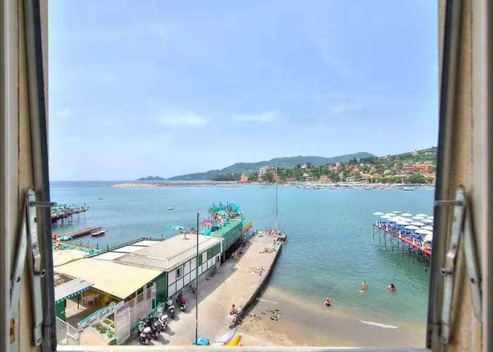 Carolina Les Pieds Dans L'eau Apartmán Rapallo