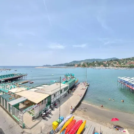 Daire Carolina Les Pieds Dans L'eau Rapallo